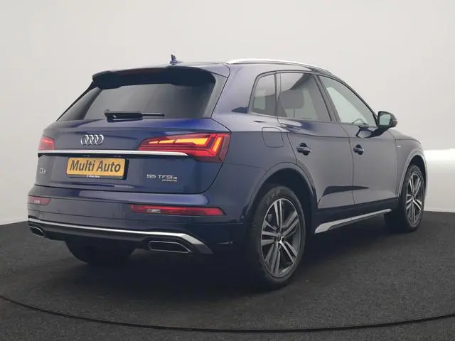 Audi Q5 55 TFSI e 2x S Line PHEV 367pk Dealer O.H. | 360 Camera | Sportstoelen Verwarmd | Sfeerverli...