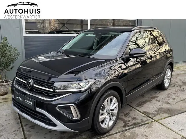 Volkswagen T-Cross 1.0 TSI 116pk DSG Life Edition IQ Light Stoelverwarming Camera Keyless Virtual Co...