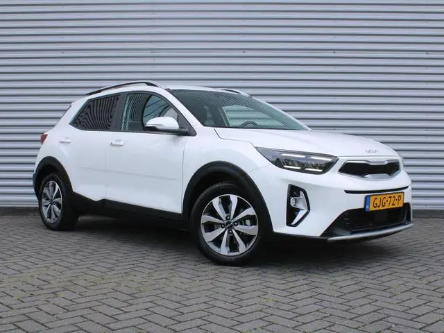 Kia Stonic 1.0 T-GDi MHEV DynamicPlusLine | Stuur-/stoelverwarming | Camera | Clima | Cruise | 16" L...