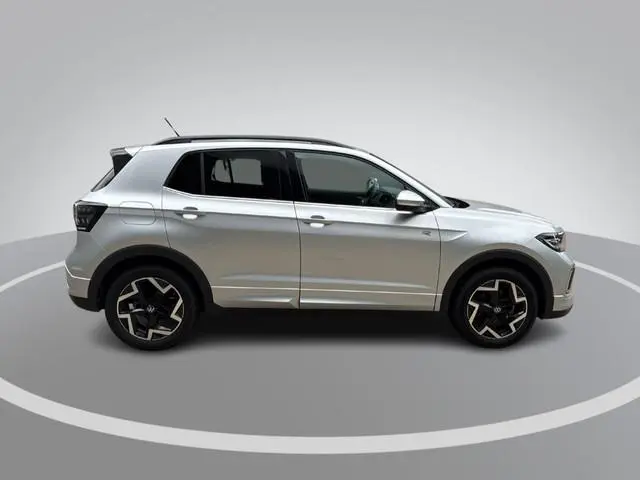 Volkswagen T-Cross 1.5 TSI 150pk DSG R-Line Edition  Camera · Afneembare trekhaak · Stoelverwarming...