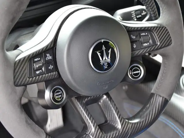 Maserati MC20
