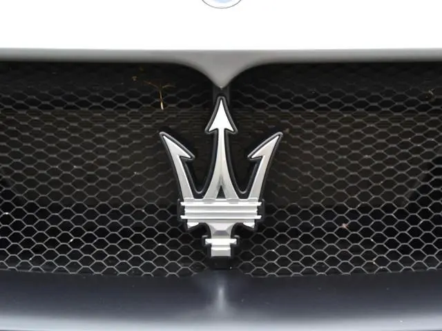 Maserati MC20
