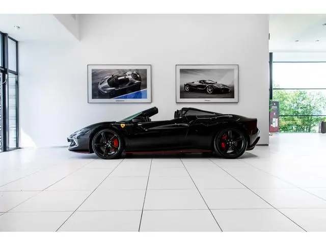 Ferrari 296