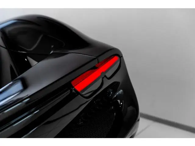 Ferrari 296