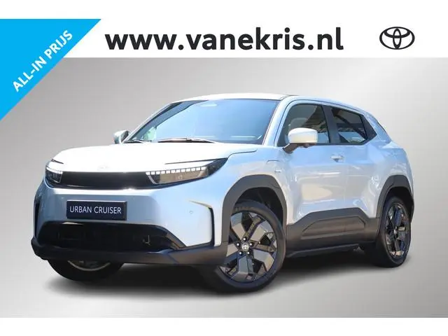 Toyota Urban Cruiser Executive 61 kWh , Nieuw en direct leverbaar met €3.000 inruilvoordeel