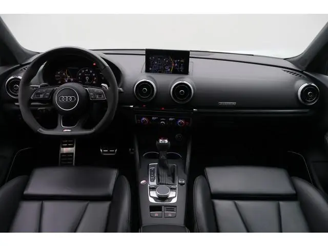 Audi A3 Sportback 2.5 TFSI RS 3 quattro Virtual Cockpit, Panoramadak, B&O, ACC, Camera, Apple Carpla...