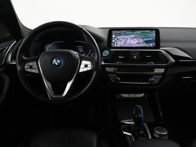 BMW iX3 HIGH EXECUTIVE 80 kWh + TREKHAAK | PANORAMA | 360 CAMERA | ADAPTIVE CRUISE | SFEERVERLICHTIN...