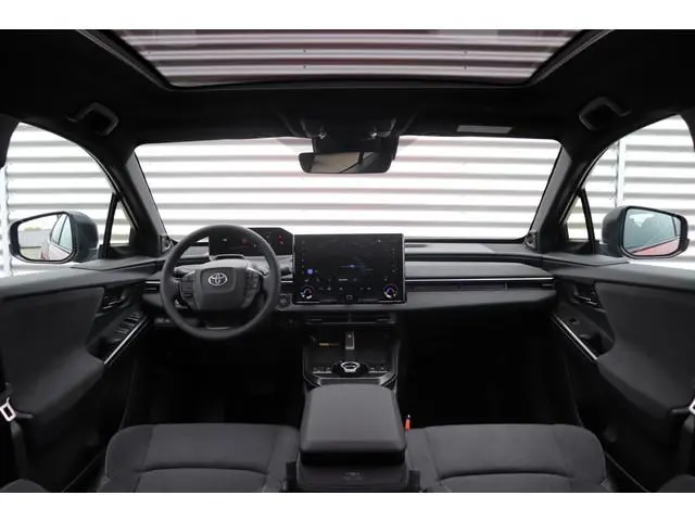 Toyota CHR +