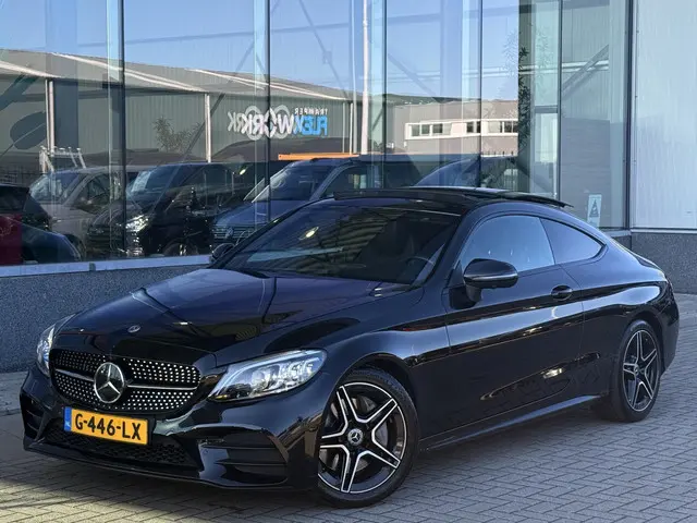 Mercedes-Benz C-klasse Coupé 300 Premium Plus Pack AMG | Burmester | 360 | Memory | ACC | Apple Carp...