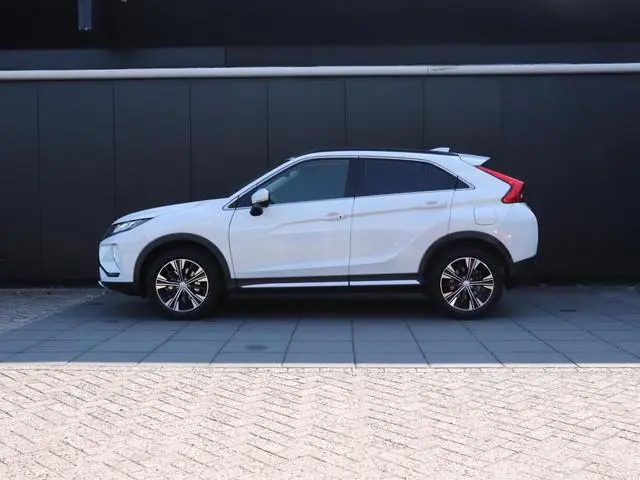 Mitsubishi Eclipse Cross 1.5 DI-T First Edition | TREKHAAK | HEAD-UP | STOELVERW. | 360° CAMERA | CR...
