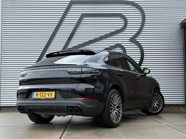 Porsche Cayenne Coupé 3.0 E-Hybrid Pano|Chrono|360 Camera|Bose|Leder|Navi|Trekhaak|Dealer Onderhoude...