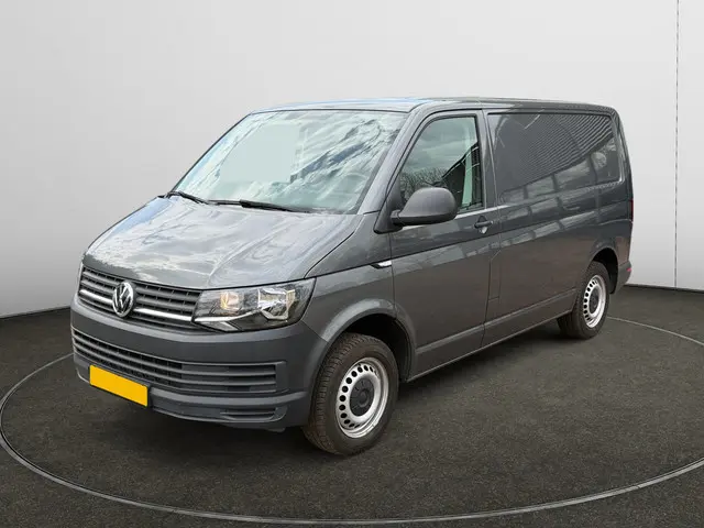 Volkswagen Transporter 2.0 TDI Euro 6 L1 Highline - Carplay, Android Auto, Navi, Cruise, Clima, Grij...