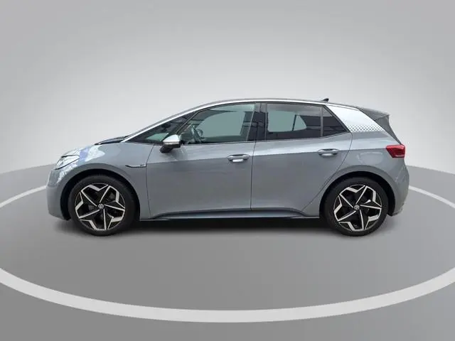 Volkswagen ID.3 First Plus 58 kWh 204pk · Camera · Steunhaak · Apple/Android Car Play · Adaptive Cru...