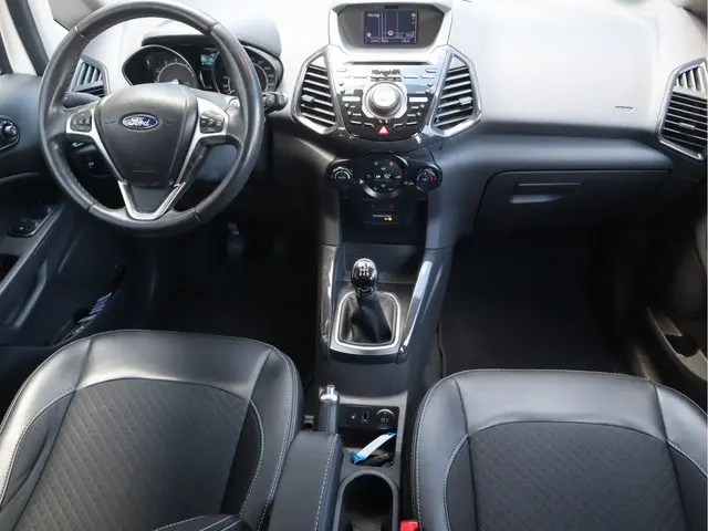 Ford EcoSport 1.0 EcoBoost Titanium Navi / Stoelverw / Keyless / Pdc Volledig onderhouden