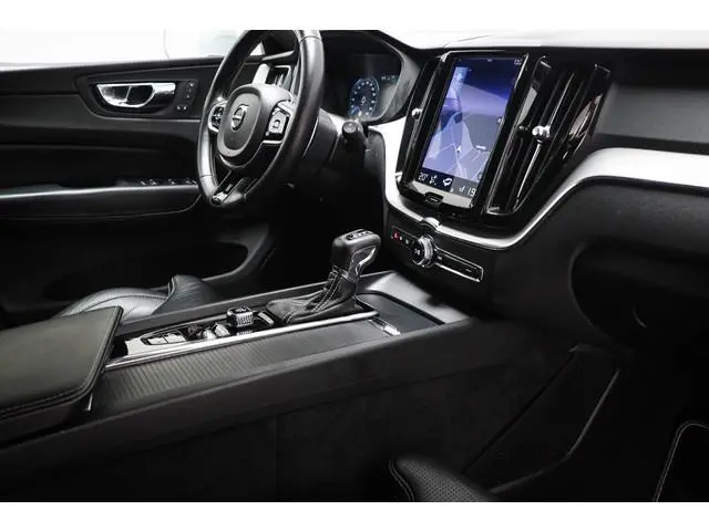 Volvo XC60 2.0 T5 AWD Inscription | INSCRIPTION PLUS LINE / CONNECT- PACK | STUURVERWARMING | STOELV...