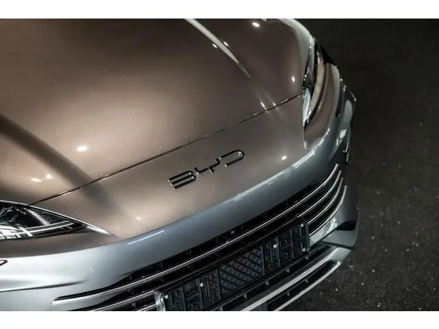 BYD SEAL U