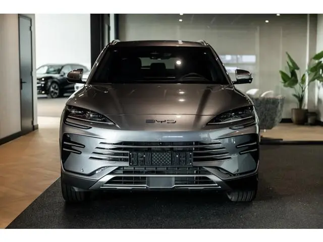BYD SEAL U