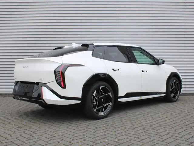 Kia EV4 Fastback GT-Line Business Edition 81.4 kWh | Nieuw | Direct leverbaar | Actieradius tot 612...