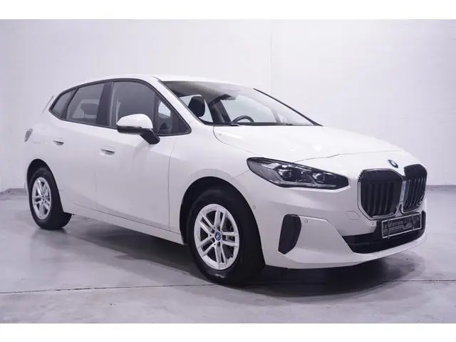 BMW 2-serie Active Tourer 225e xDrive SOH 98% NAP Navi Camera 360 Apple Carplay/Android auto PDC v+a...