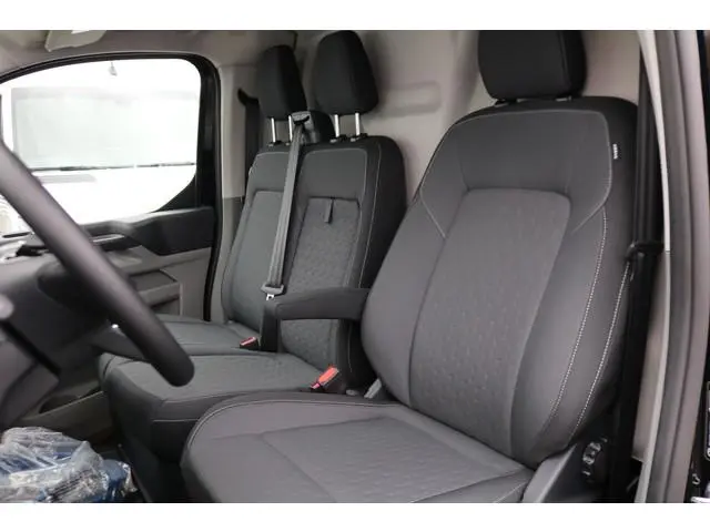 Ford E-Transit Custom 340 L2 H1 Limited 71kWh 2x schuifdeur (Wordt verwacht)