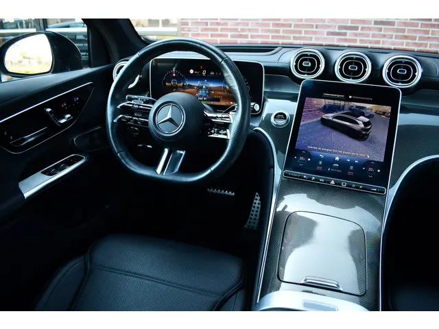 Mercedes-Benz GLC-klasse 400e 4M AMG Pano Luchtv-4WS Trekh ACC HUD 360 Burmester Night