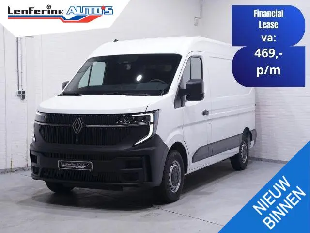 Renault Master 2.0 dCi 130 pk L2H2 Incl. BPM ex BTW, Apple Carplay, Trekhaak 2.500 kg, Dodehoek Assi...