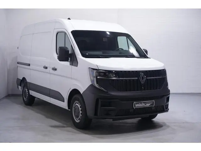 Renault Master 2.0 dCi 130 pk L2H2 Incl. BPM ex BTW, Apple Carplay, Trekhaak 2.500 kg, Dodehoek Assi...