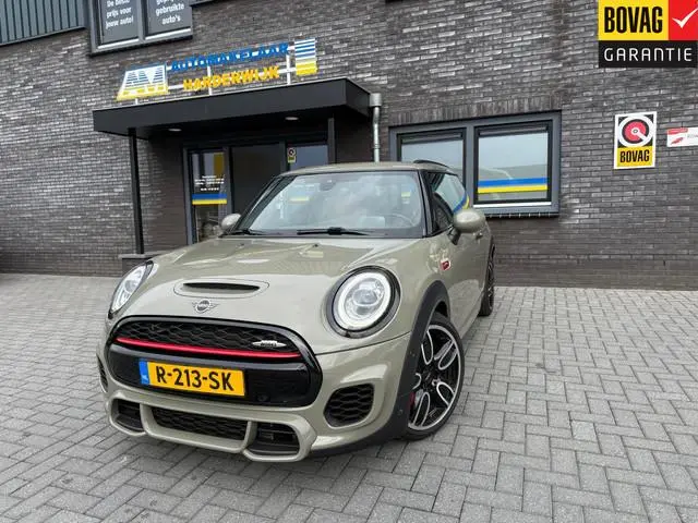 MINI Mini 2.0 John Cooper Works Chili | 1E EIGENAAR | 3/6/12MND GARANTIE | 230PK | PANO | ACC | CARP...