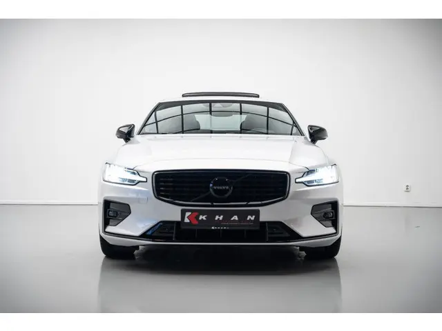 Volvo S60 2.0 B4 R-Design |Pano|H&K|Heico Tuning|Dodehoek|Stuur/Stoelverwarming|
