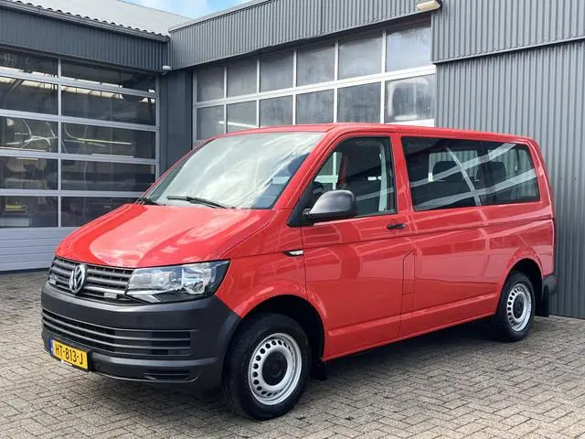 Volkswagen Transporter Kombi 2.0 TDI L1H1 Euro 6 Airco Cruise Trekhaak Parkeerhulp voor en achter Pe...