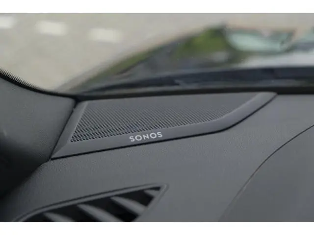 Audi RSQ3