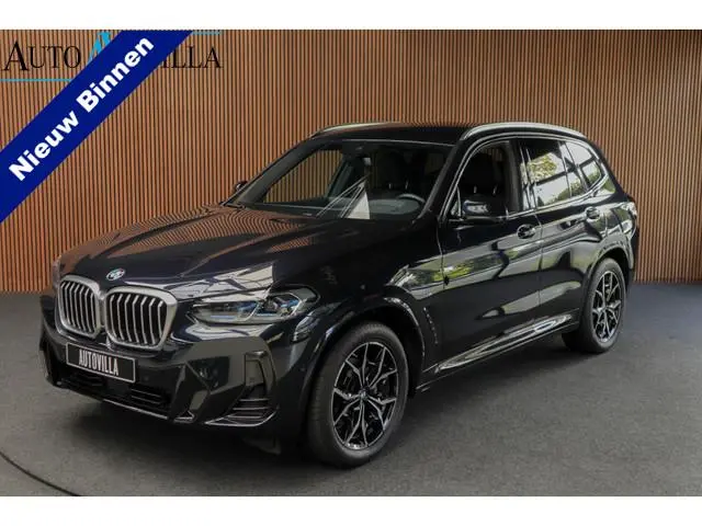 BMW X3 xDrive20i High Exe M-Pakket Leer Camera HUD ACC Navi Laser LED Elektr. achterklep Climate (3-...