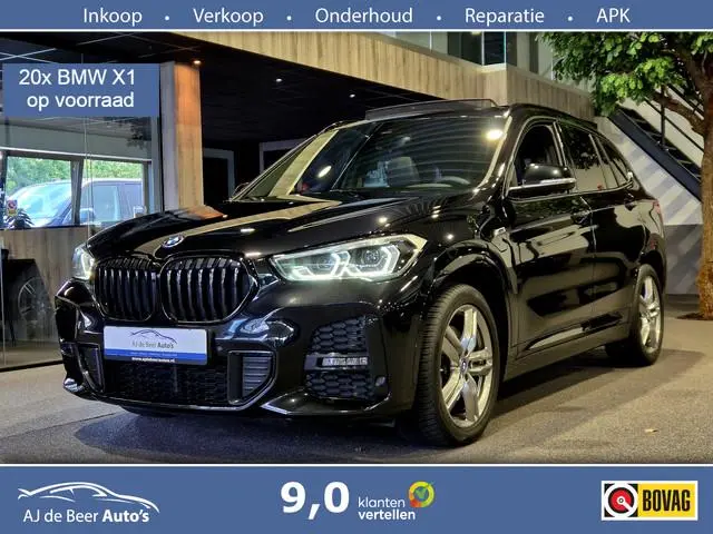 BMW X1 xDrive25e High Executive M-Sport | Panorama | HUD | Navigatie | Stoelverwarming