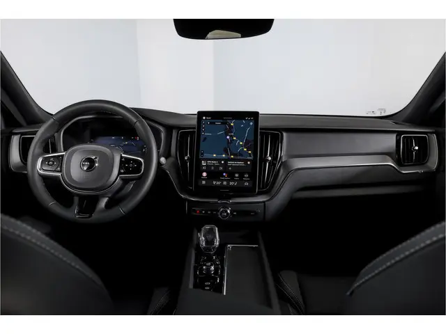 Volvo XC60 2.0 T8 Plug-in hybrid AWD Plus Black Edition - Facelift MY26 | Harman/Kardon | S/K-Panoda...