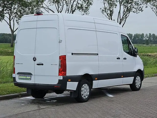 MERCEDES-BENZ SPRINTER 317 l2h2 rwd navi euro6!
