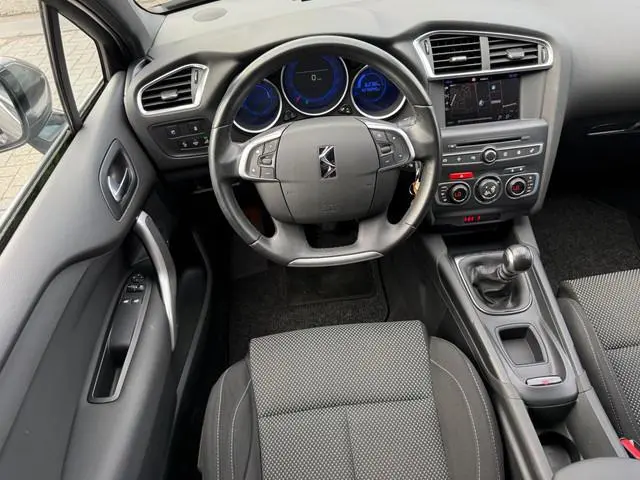 DS DS 4