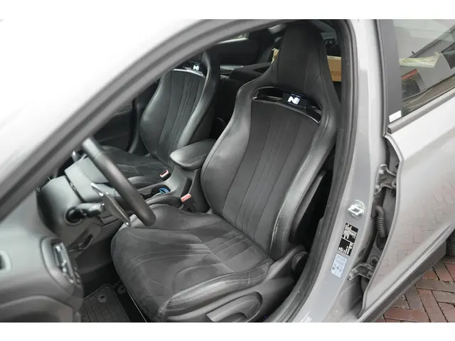 Hyundai i30 Fastback 2.0 N Panoramadak Schaalstoelen Stoelverw.