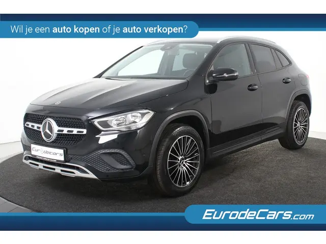Mercedes-Benz GLA-klasse 180 *1ste Eigenaar*Leer*Park assist*Navigatie*
