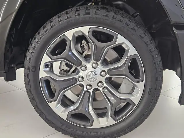 Dodge Ram Van