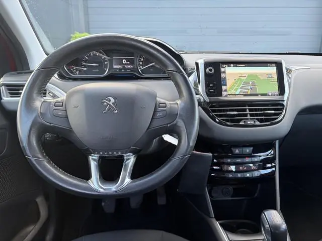 Peugeot 208 1.2 PureTech Allure ✓D-riem vv in 07-2025✓Dealer Onderhouden✓110pk✓Navi✓Clima✓Cruise✓Pdc...