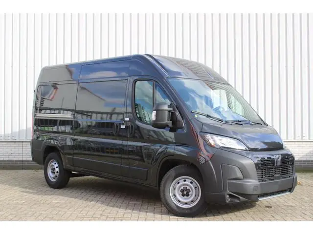 Fiat Ducato 2.2 MultiJet 140 PK S&S L2H2 3.3t | 140 pk | Airco | Zijschuifdeur links | Trekhaak | Te...