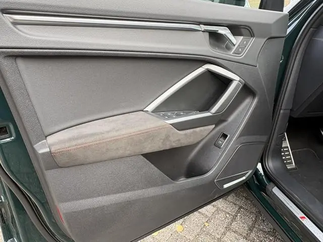 Audi RSQ3