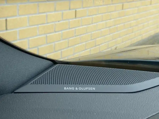 Audi RSQ3