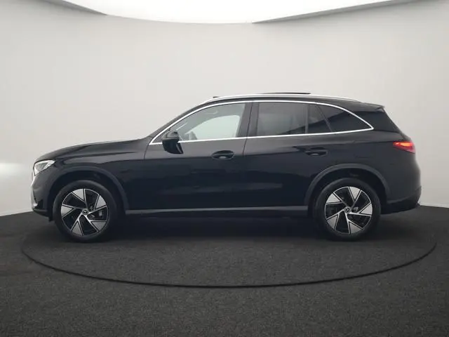 Mercedes-Benz GLC-klasse 300e 4MATIC Avantgarde PHEV 313pk Dealer O.H. | Panodak | Adaptive Cruise |...