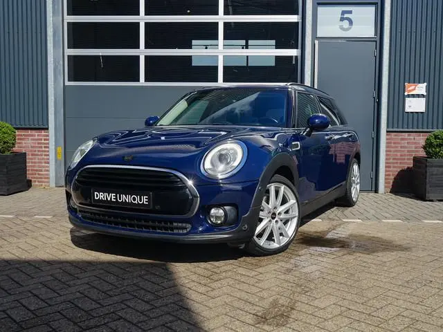 MINI Clubman 1.5 Cooper Chili Serious Business