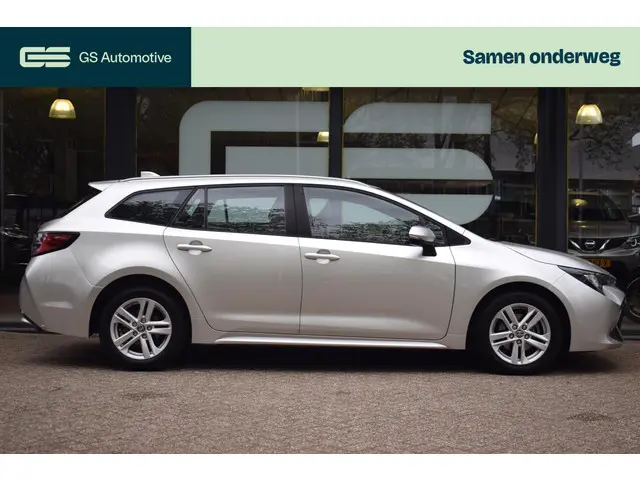 Toyota Corolla Touring Sports