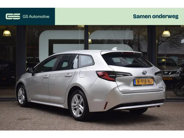 Toyota Corolla Touring Sports 1.8 Hybrid Active met NAV|CAM|LMV|PDC|