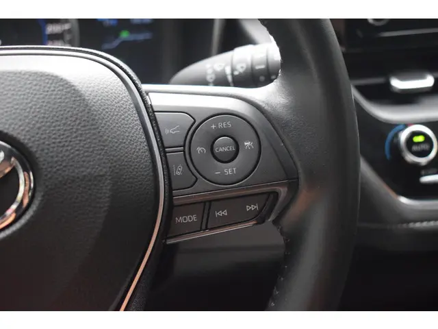 Toyota Corolla Touring Sports