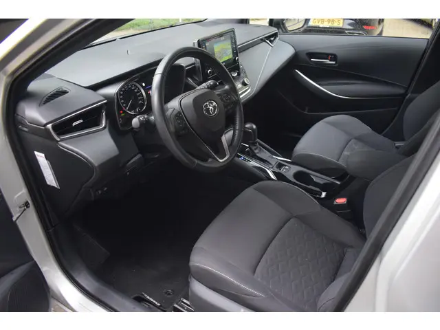 Toyota Corolla Touring Sports