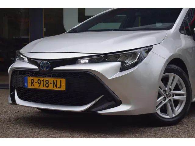 Toyota Corolla Touring Sports